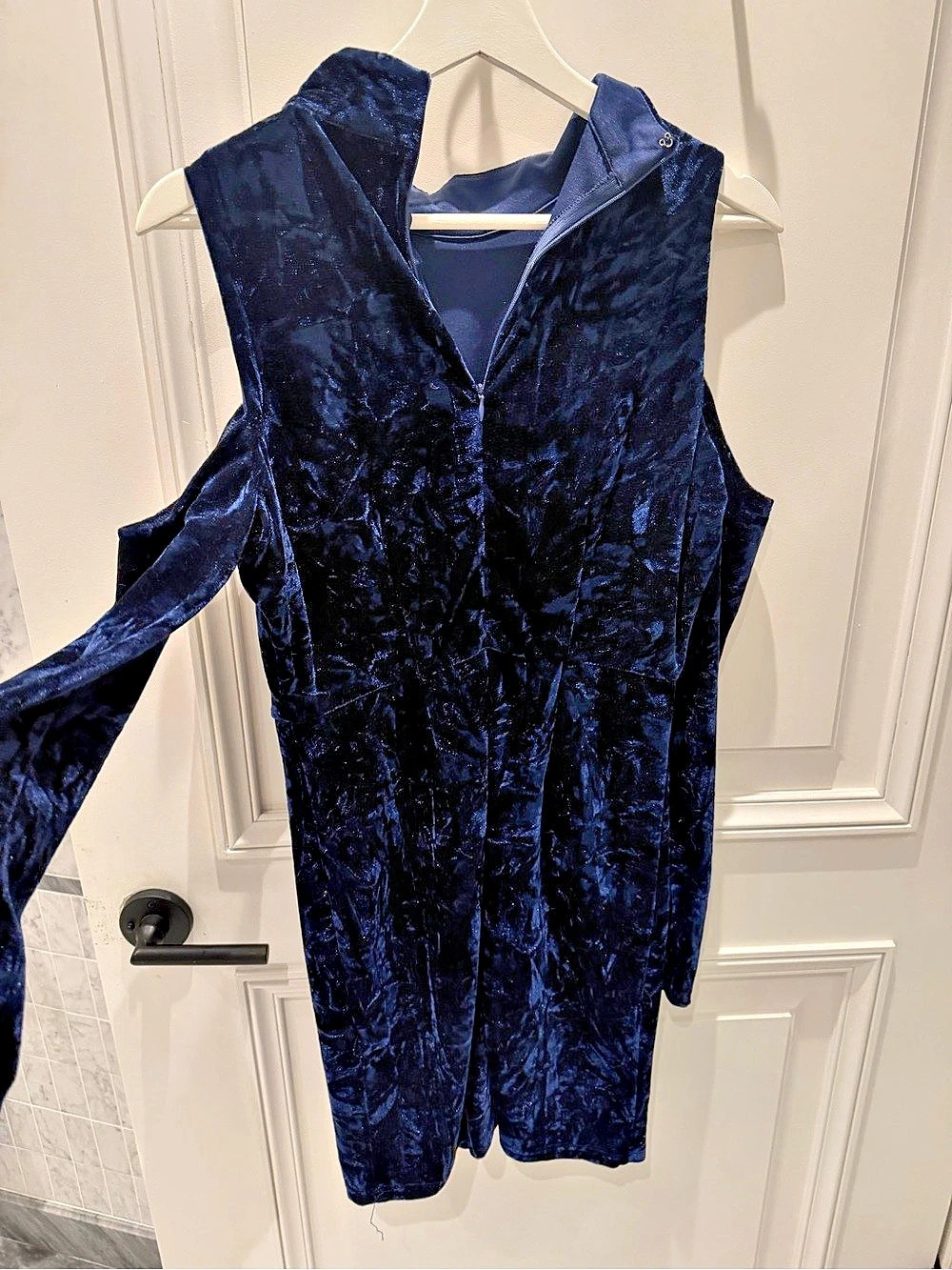 Lulus A Little Crush Navy Blue Velvet Cold-Shoulder Bodycon Dress Mini Dress